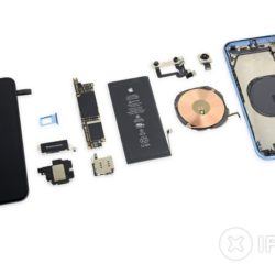 iPhone XR Teardown 3