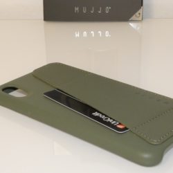 Proteggi il tuo nuovo iPhone XS Max o XR con le custodie in pelle Mujjo 8