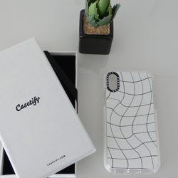 Le custodie Impact di Casetify proteggono fino a 2 metri di altezza 4