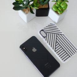 Le custodie Impact di Casetify proteggono fino a 2 metri di altezza 15