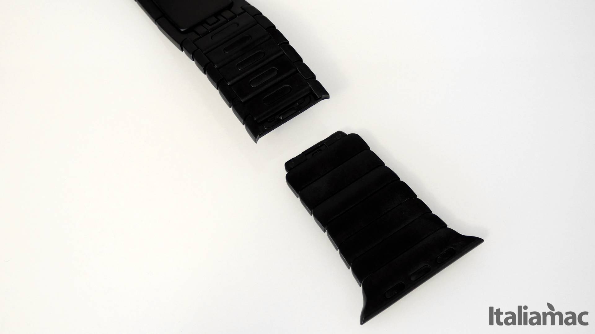Lululook: Il bracciale a maglie in acciaio inossidabile per Apple Watch 8