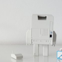 Classicbot: I Mac vintage diventano dei giocattoli in plastica 5