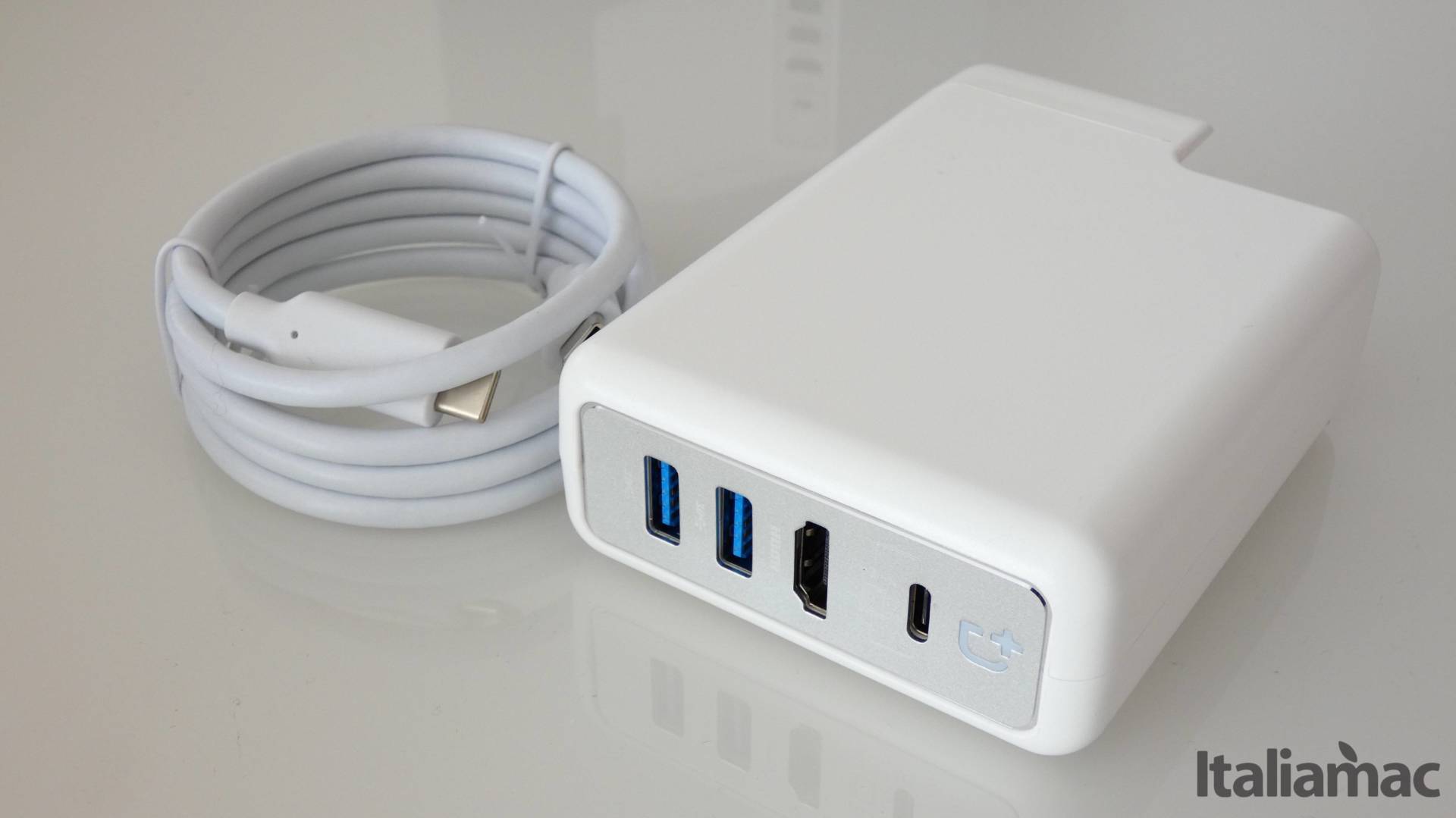 DockCase: Trasforma il caricabatterie USB-C di MacBook Pro / Air in un hub 6