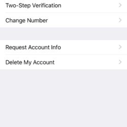 WhatsApp si aggiorna con la possibilità di sbloccare l'app con Face ID o Touch ID 1