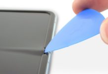 iFixit: Ecco perché il display del Galaxy Fold si rompe