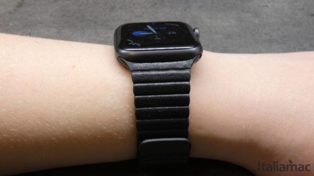 I cinturini in pelle e maglia milanese di Supwatch per Apple Watch 8