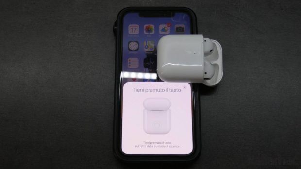 Recensione: Il clone 1:1 delle AirPods 2 con chip W1 e ricarica wireless 12