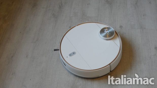 Eufy RoboVac L70 Hybrid: Aspira e lava il pavimento con l'acqua 12