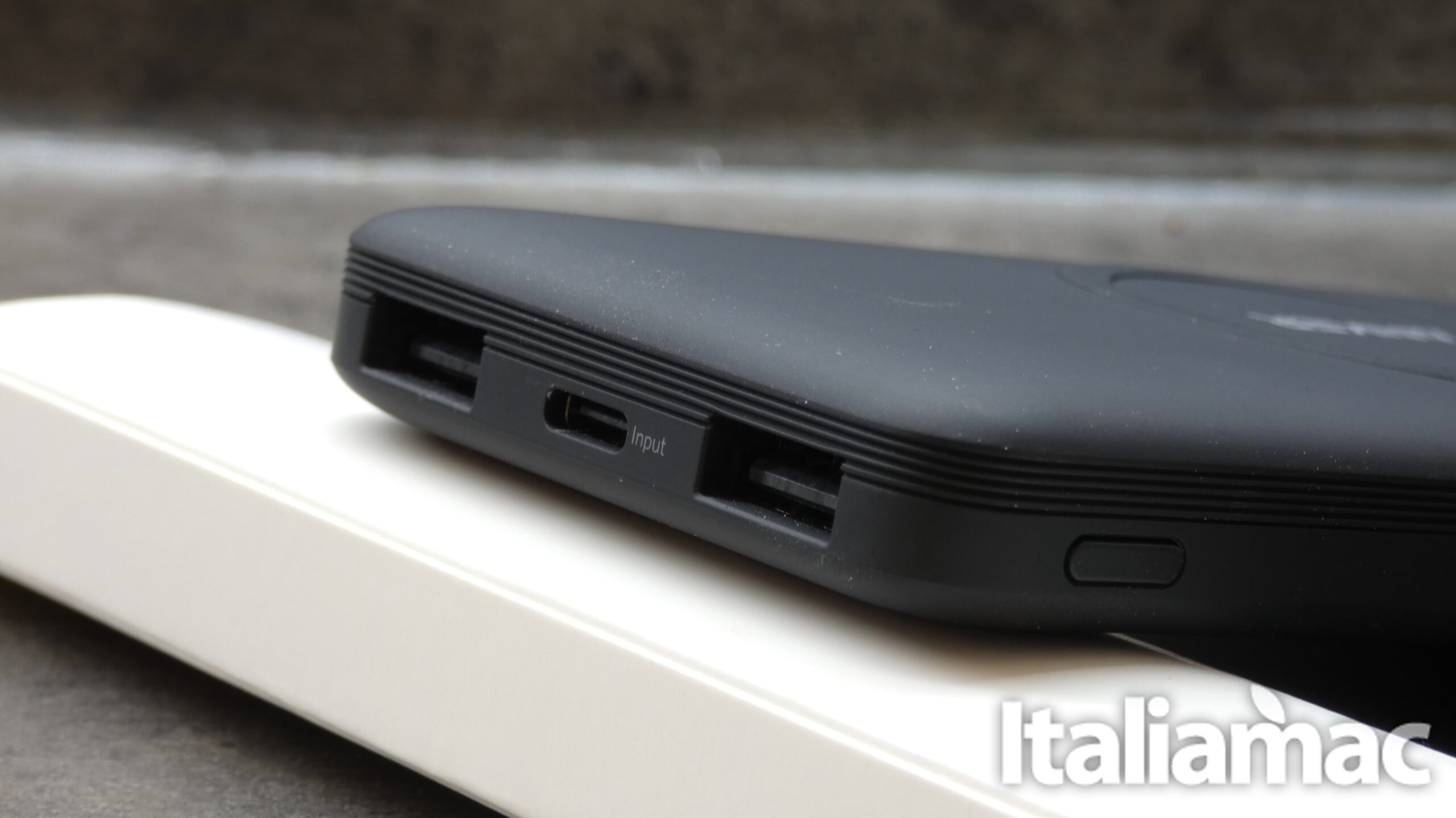 PowerCore 10K wireless: Il primo caricabatterie Wireless di Anker 7