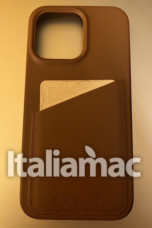 Cover Mujjo per iPhone 13 Pro: eleganza e protezione 9