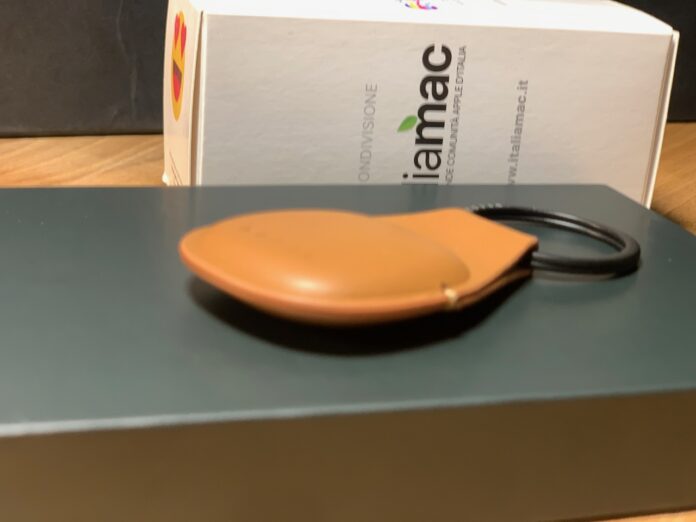 APPLE Portachiavi AirTag in pelle - Glicine Ricondizionato | MediaWorld
